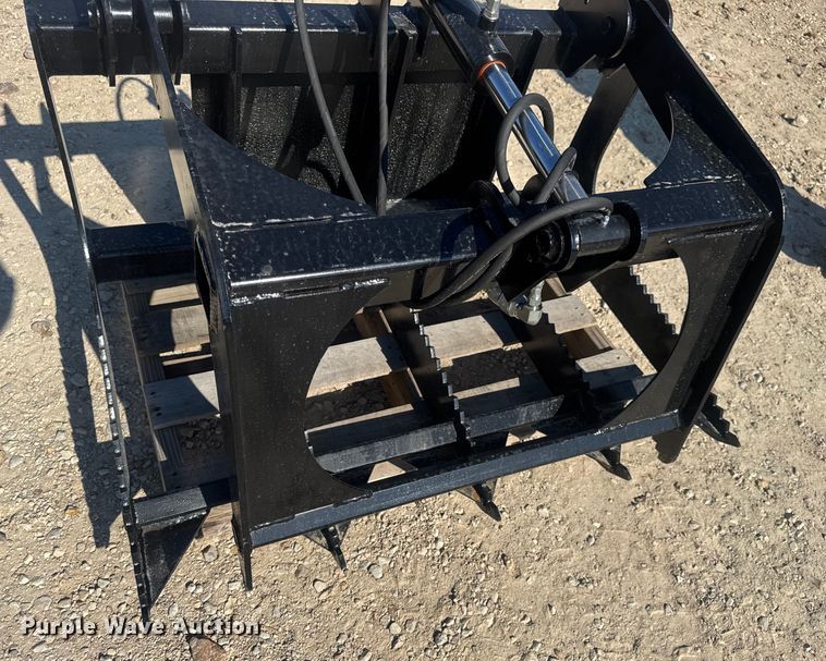 image for item DO2228 Patriot Implements compact utility loader grapple bucket