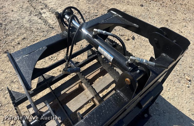 image for item DO2228 Patriot Implements compact utility loader grapple bucket