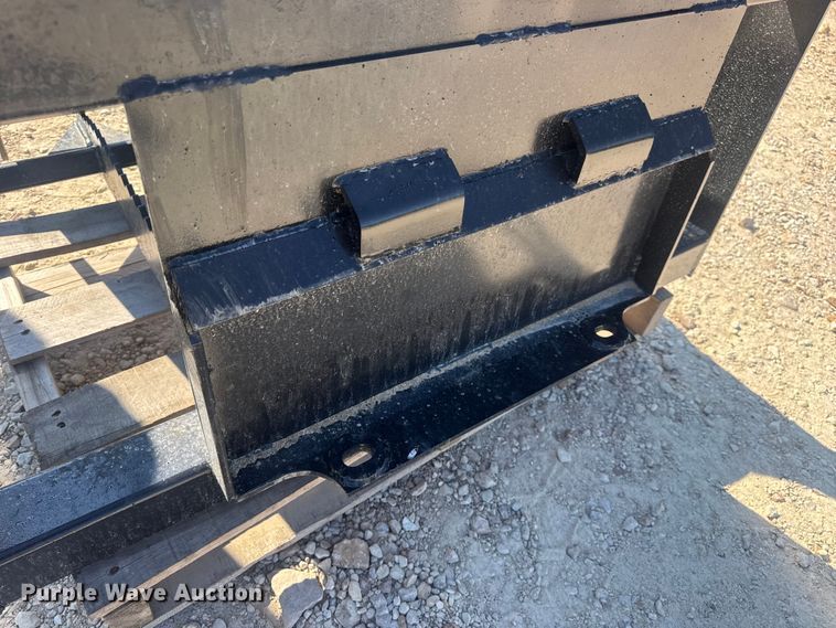 image for item DO2228 Patriot Implements compact utility loader grapple bucket