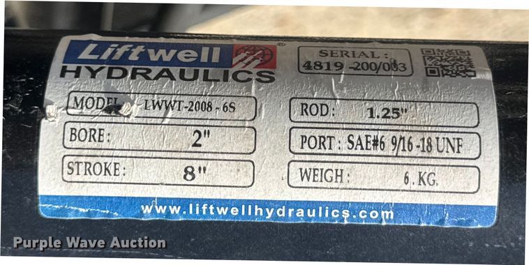 image for item DO2228 Patriot Implements compact utility loader grapple bucket