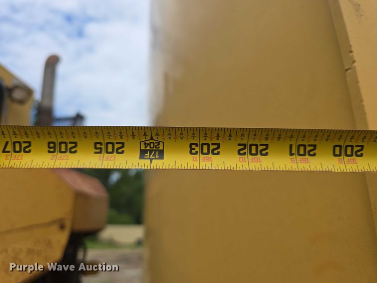 image for item DP8836 1993 Caterpillar D300D water wagon