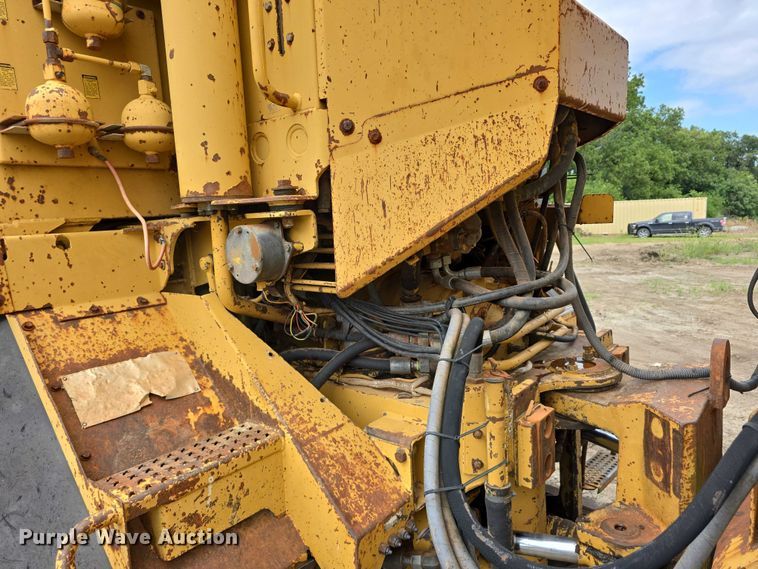 image for item DP8836 1993 Caterpillar D300D water wagon
