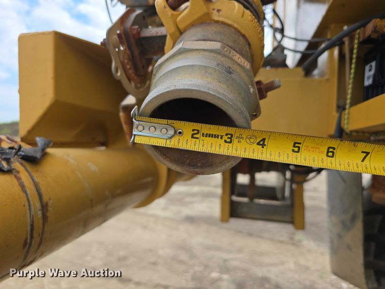 image for item DP8836 1993 Caterpillar D300D water wagon