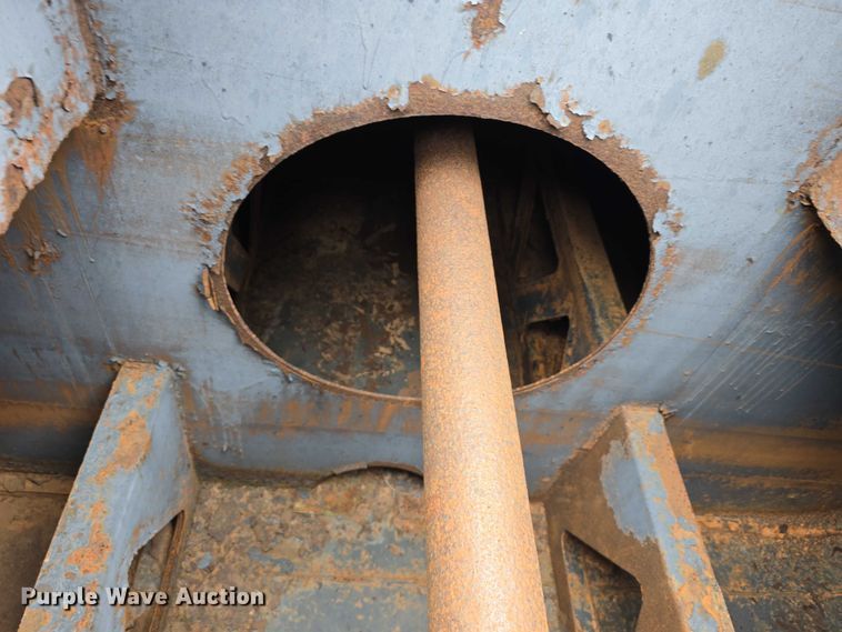 image for item DP8836 1993 Caterpillar D300D water wagon