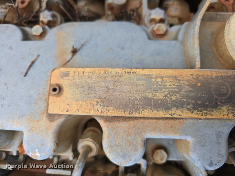 image for item DP8836 1993 Caterpillar D300D water wagon