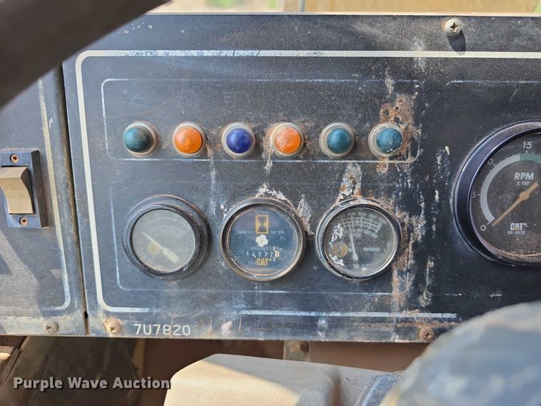 image for item DP8836 1993 Caterpillar D300D water wagon