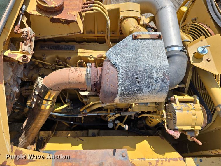 image for item DP8836 1993 Caterpillar D300D water wagon