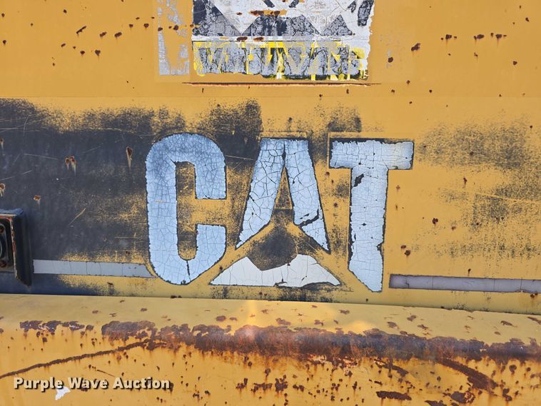 image for item DP8836 1993 Caterpillar D300D water wagon