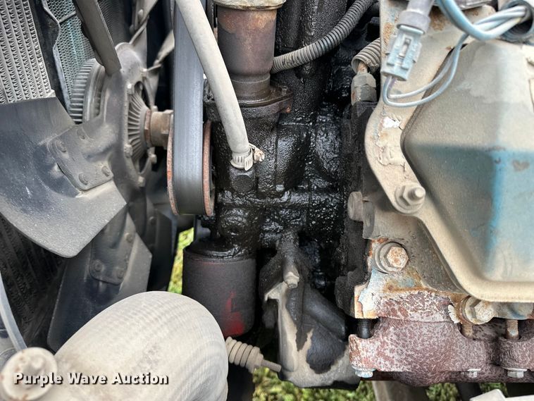 image for item DP8848 1998 International 4700 flatbed truck