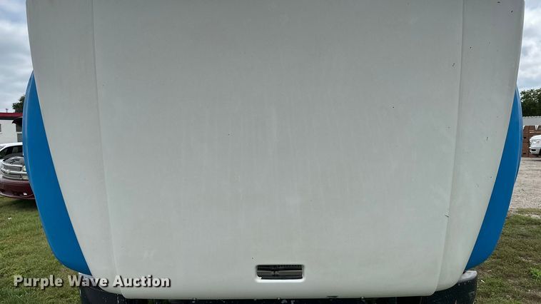 image for item DP8848 1998 International 4700 flatbed truck