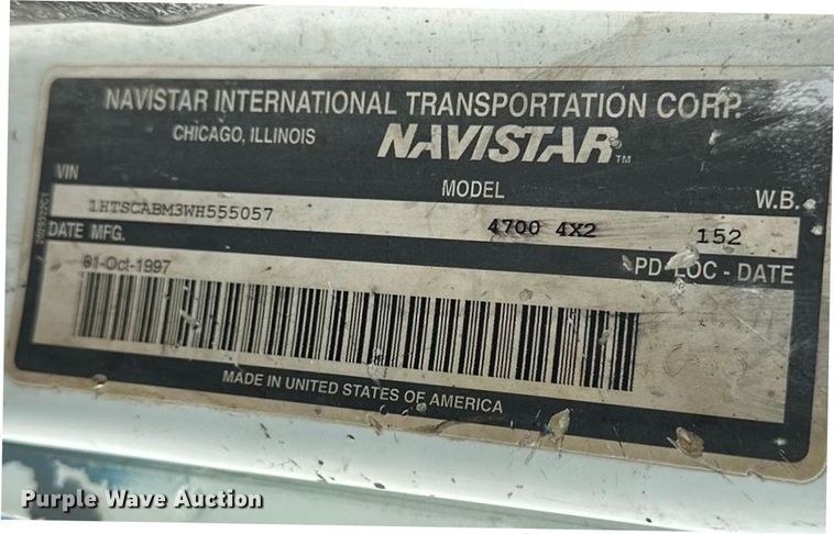 image for item DP8848 1998 International 4700 flatbed truck