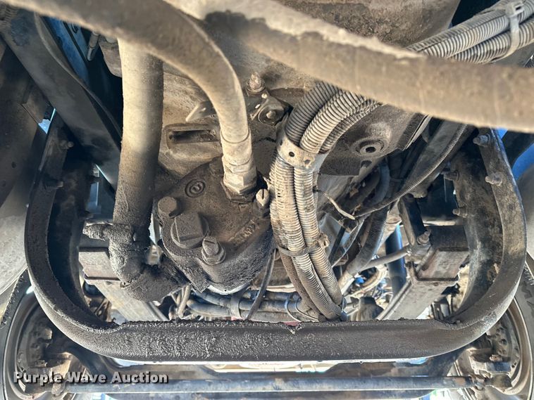 image for item DP8849 2010 Kenworth T800 semi truck