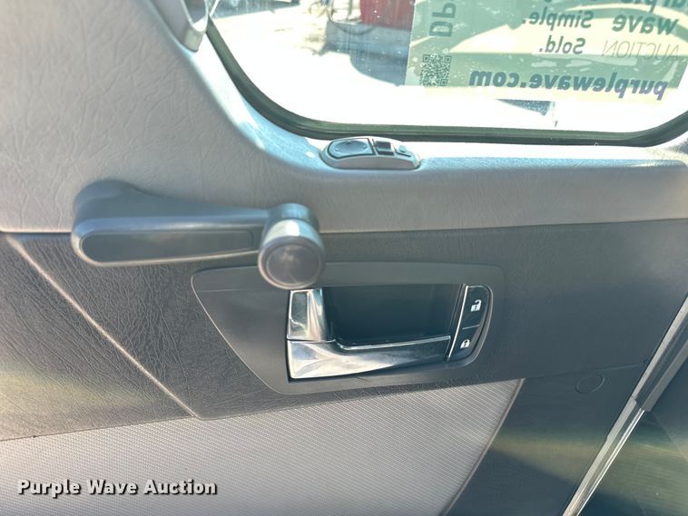 image for item DP8849 2010 Kenworth T800 semi truck