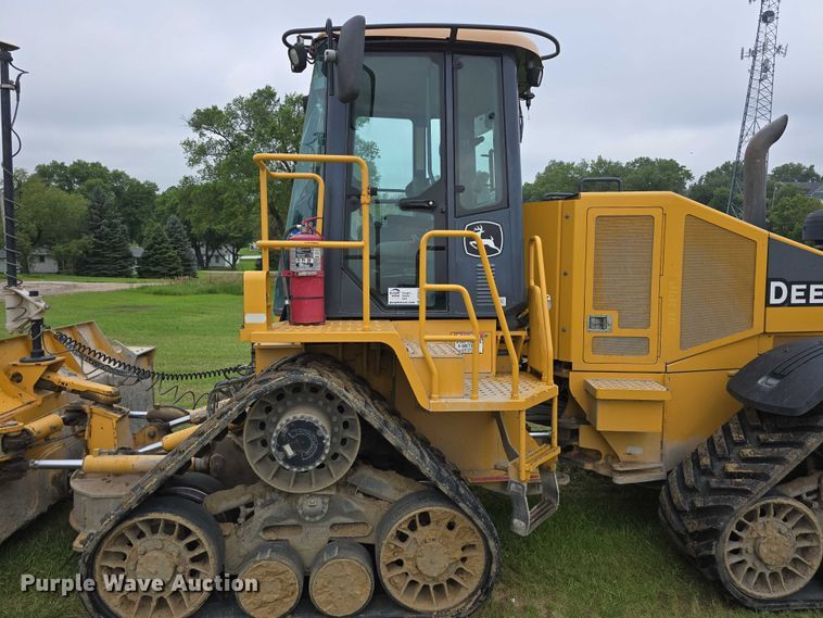 image for item DR3913 2014 John Deere 764 HSD dozer