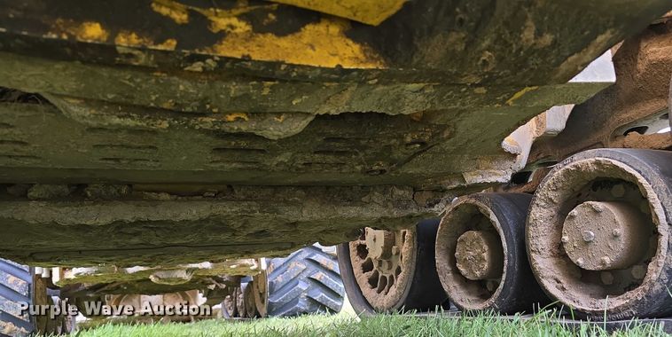 image for item DR3913 2014 John Deere 764 HSD dozer