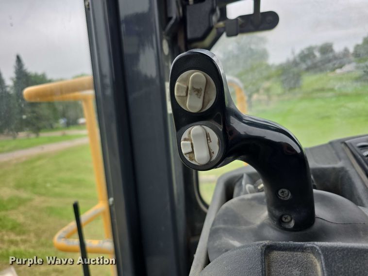 image for item DR3913 2014 John Deere 764 HSD dozer