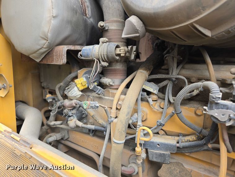 image for item DR3913 2014 John Deere 764 HSD dozer