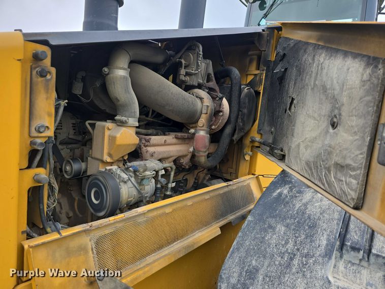 image for item DR3913 2014 John Deere 764 HSD dozer