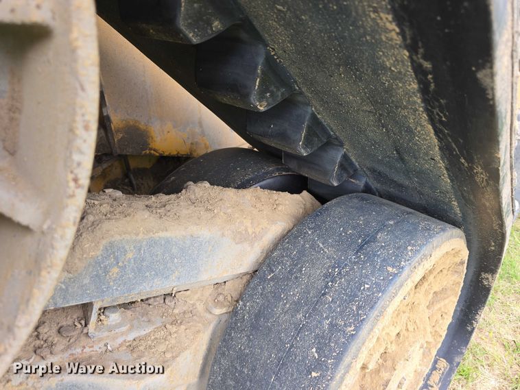 image for item DR3913 2014 John Deere 764 HSD dozer