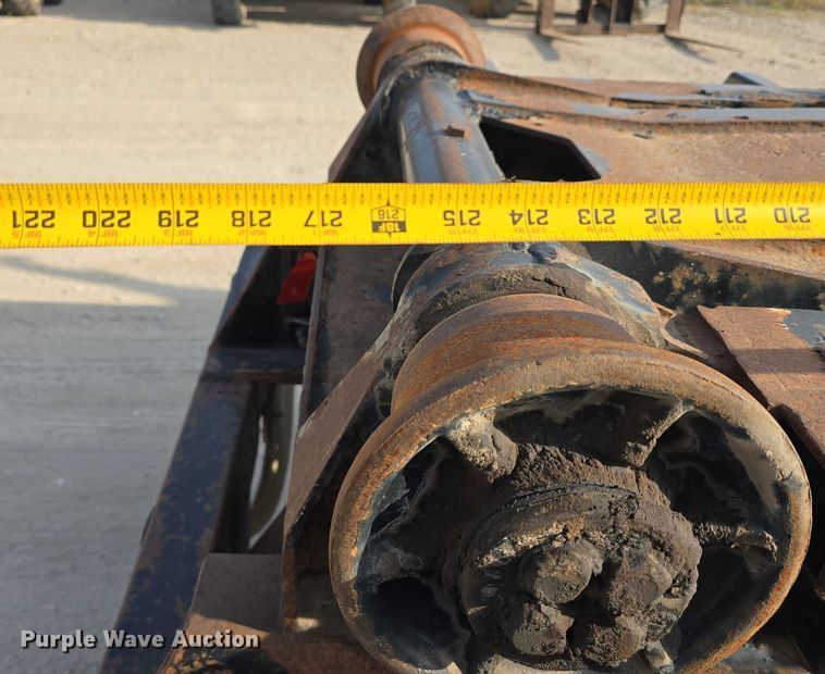 image for item DR3987 1999 Freightliner Business Class hook lift truck