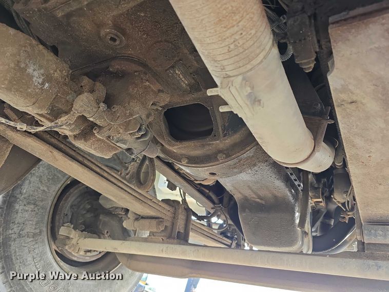 image for item DR3987 1999 Freightliner Business Class hook lift truck