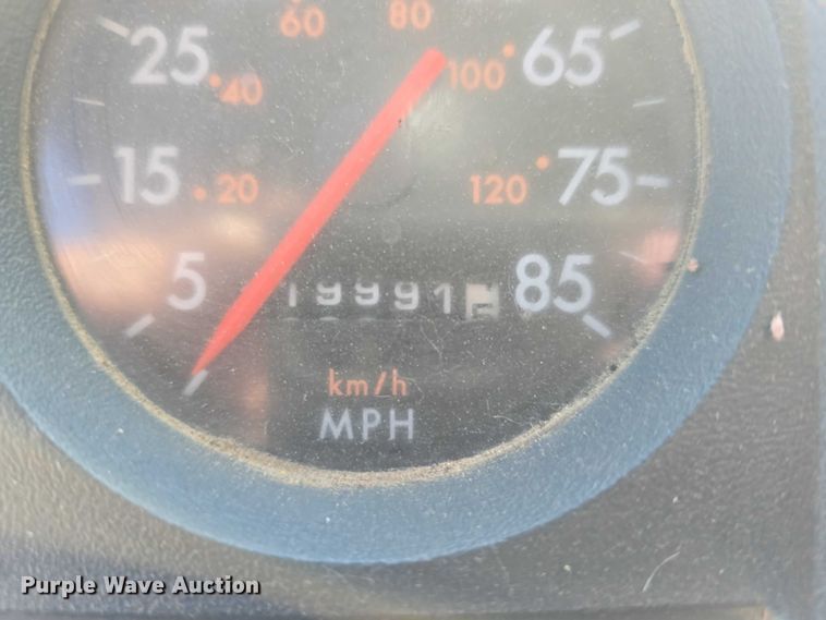 image for item DR3987 1999 Freightliner Business Class hook lift truck