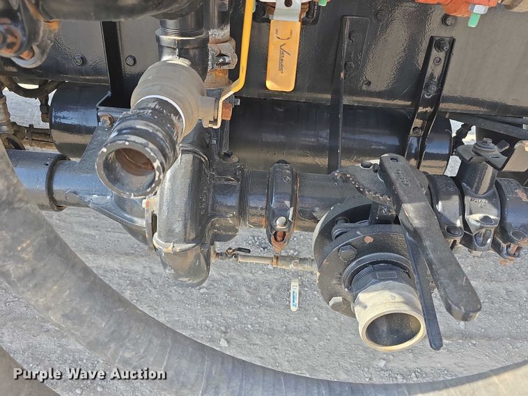 image for item DR3988 1979 Kenworth water truck