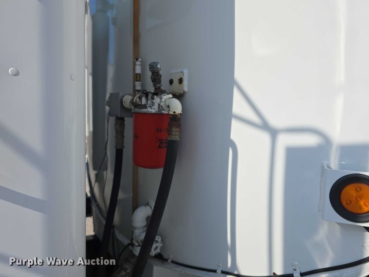 image for item DR3988 1979 Kenworth water truck