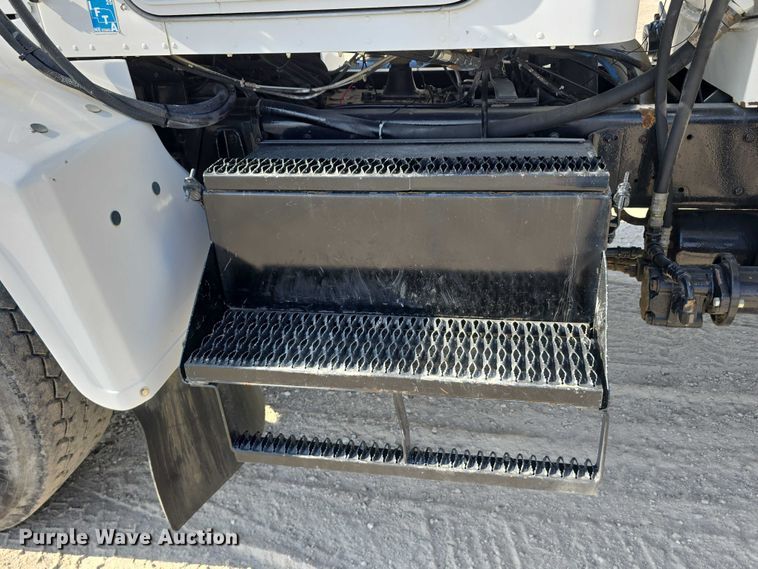 image for item DR3988 1979 Kenworth water truck