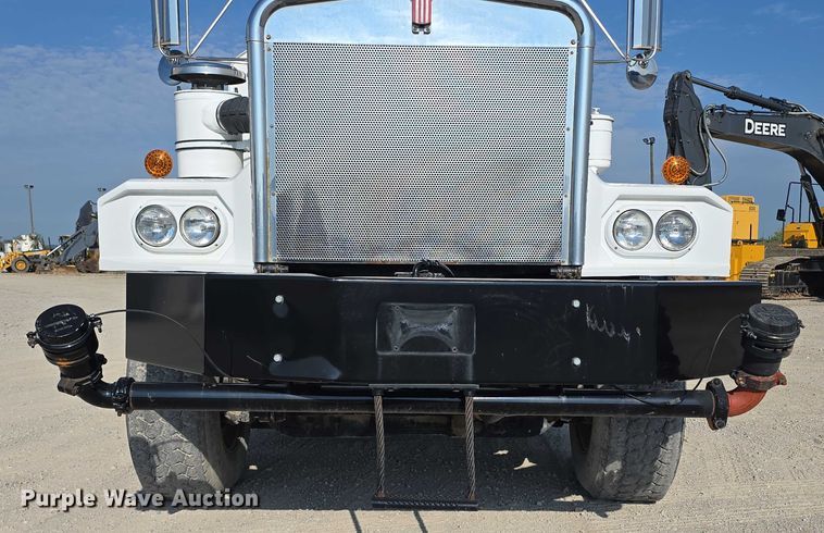 image for item DR3988 1979 Kenworth water truck