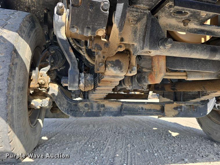 image for item DR3988 1979 Kenworth water truck