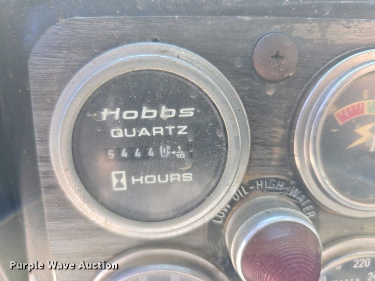 image for item DR3988 1979 Kenworth water truck