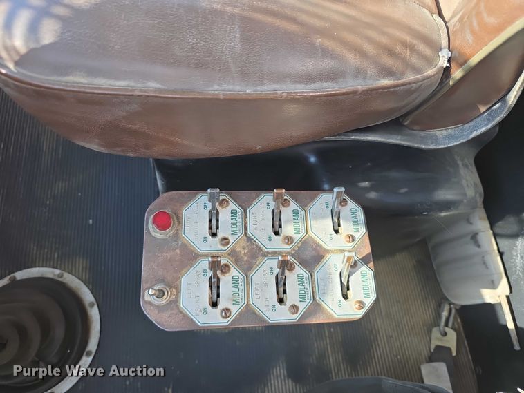 image for item DR3988 1979 Kenworth water truck