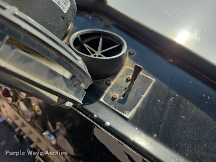 image for item DR3988 1979 Kenworth water truck