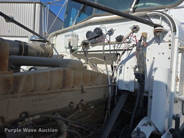 image for item DR3988 1979 Kenworth water truck