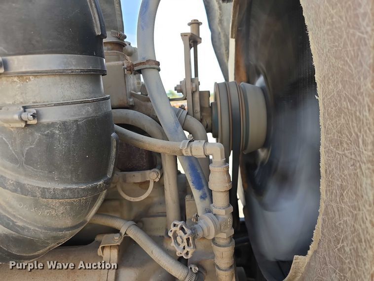 image for item DR3988 1979 Kenworth water truck