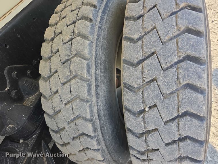 image for item DR3988 1979 Kenworth water truck