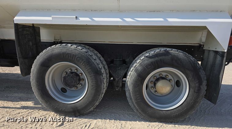 image for item DR3988 1979 Kenworth water truck