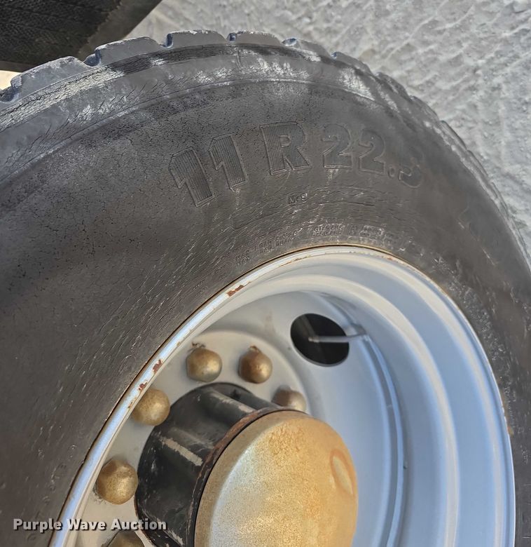 image for item DR3988 1979 Kenworth water truck