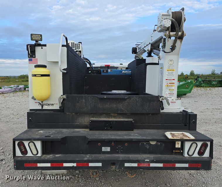 image for item DR3993 2020 Ford F550 Super Duty utility / service truck