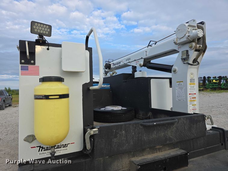 image for item DR3993 2020 Ford F550 Super Duty utility / service truck