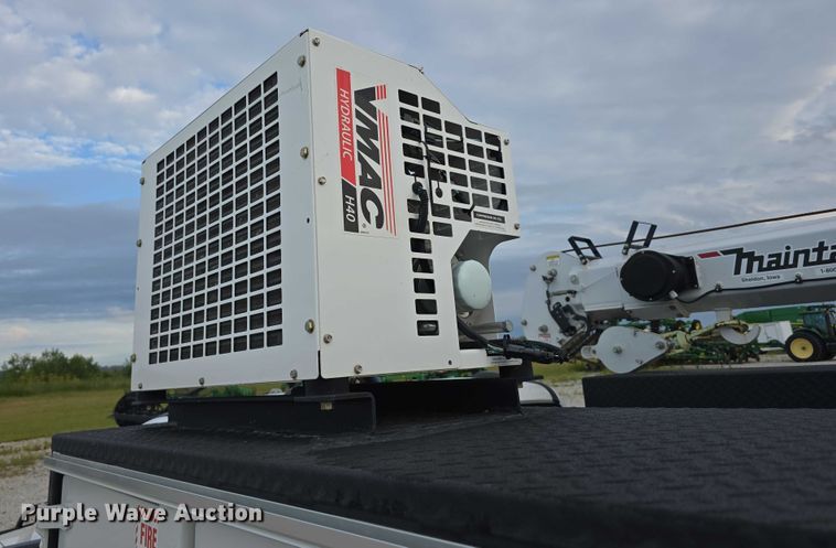 image for item DR3993 2020 Ford F550 Super Duty utility / service truck