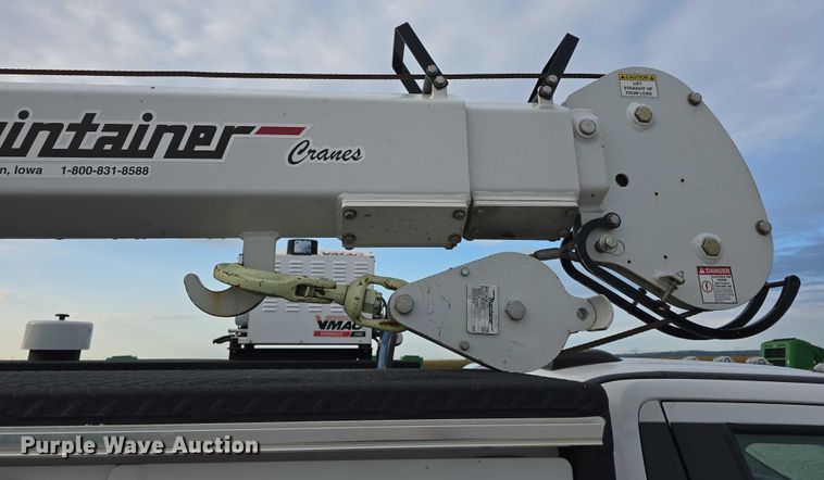 image for item DR3993 2020 Ford F550 Super Duty utility / service truck