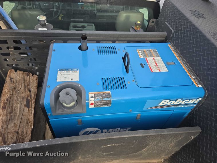 image for item DR3993 2020 Ford F550 Super Duty utility / service truck