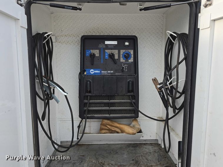 image for item DR3993 2020 Ford F550 Super Duty utility / service truck