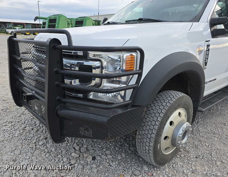 image for item DR3993 2020 Ford F550 Super Duty utility / service truck