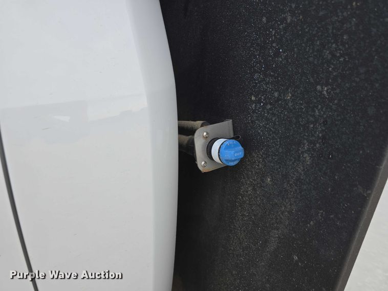 image for item DR3993 2020 Ford F550 Super Duty utility / service truck