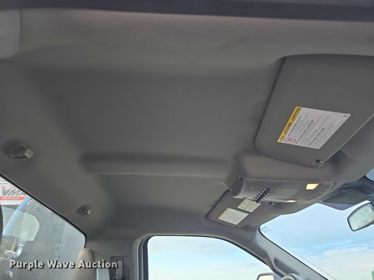 image for item DR3993 2020 Ford F550 Super Duty utility / service truck