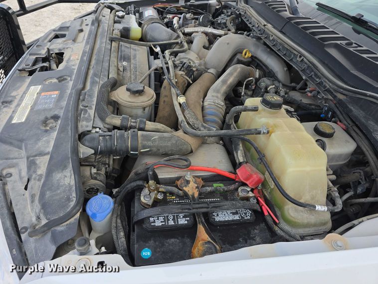 image for item DR3993 2020 Ford F550 Super Duty utility / service truck