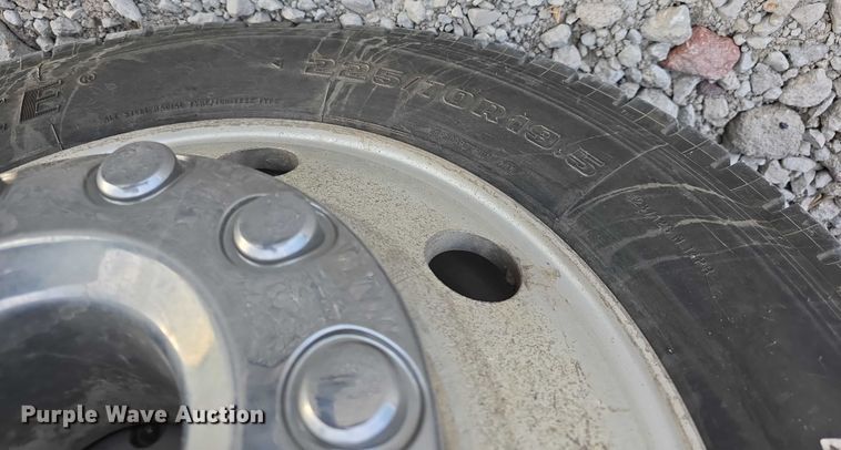 image for item DR3993 2020 Ford F550 Super Duty utility / service truck